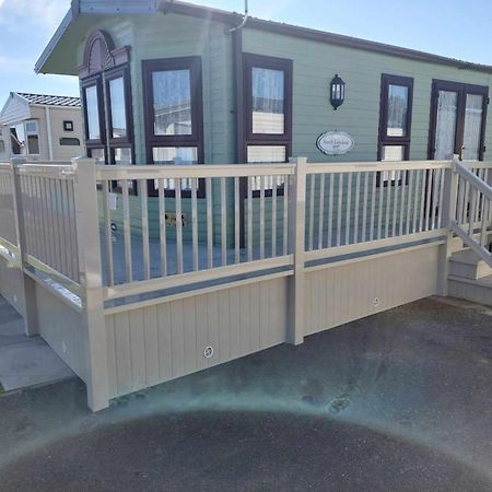 Palm Square 19 3 Bed Deluxe Caravan شابيل سانت ليوناردز المظهر الخارجي الصورة