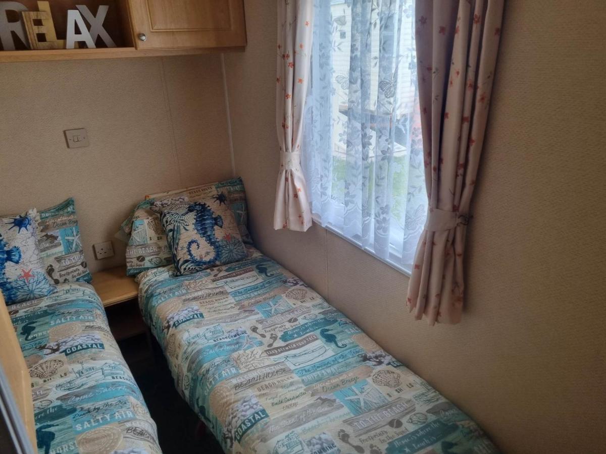 Palm Square 19 3 Bed Deluxe Caravan شابيل سانت ليوناردز المظهر الخارجي الصورة